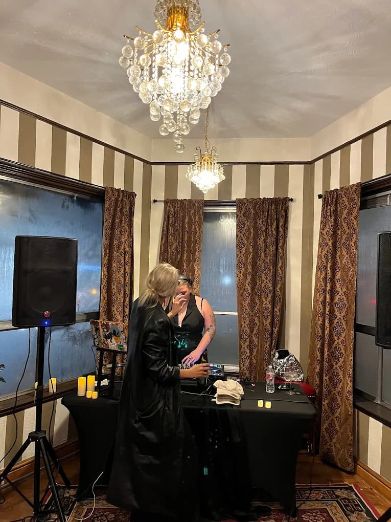 Elegant guest at Nineteen 25 Denver Private Event Venue